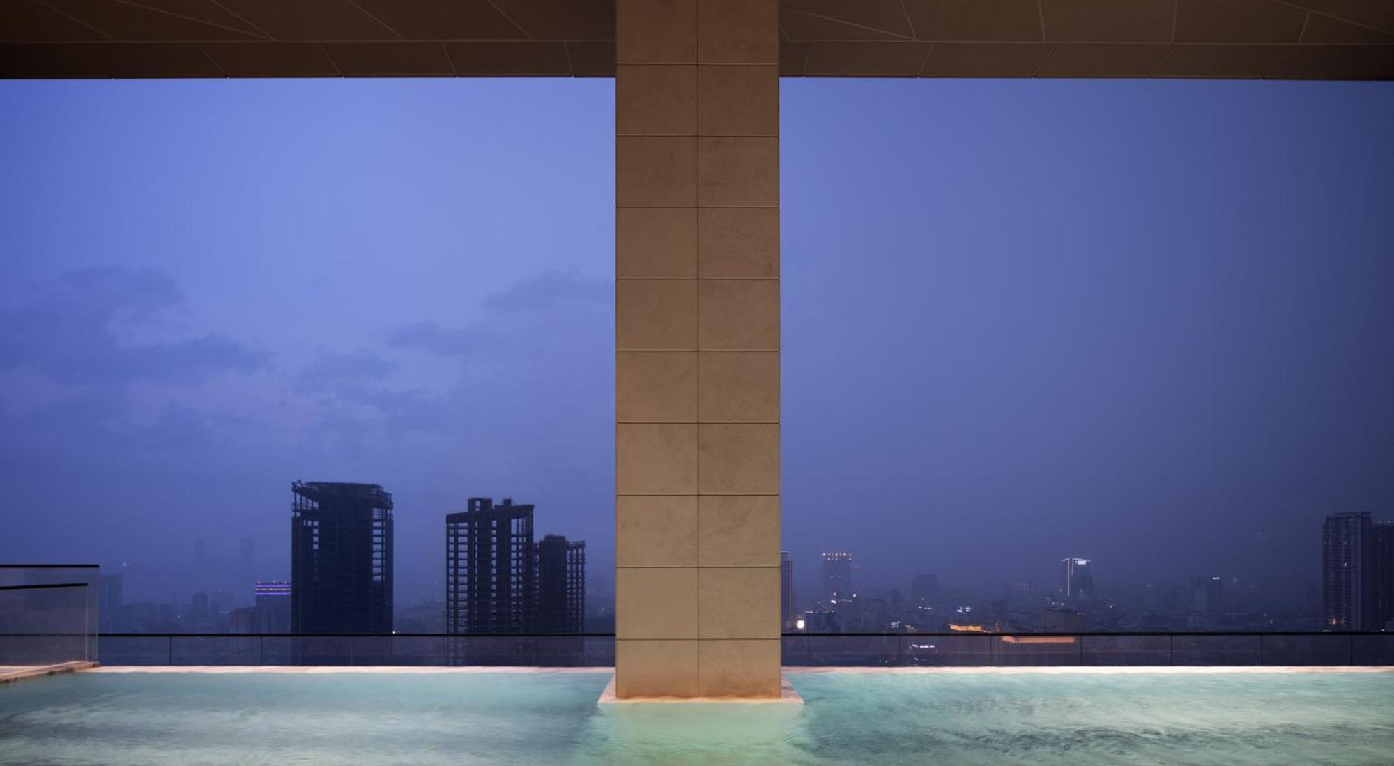 Hotel Citadines Flatiron Phnom Penh Zewnętrze zdjęcie